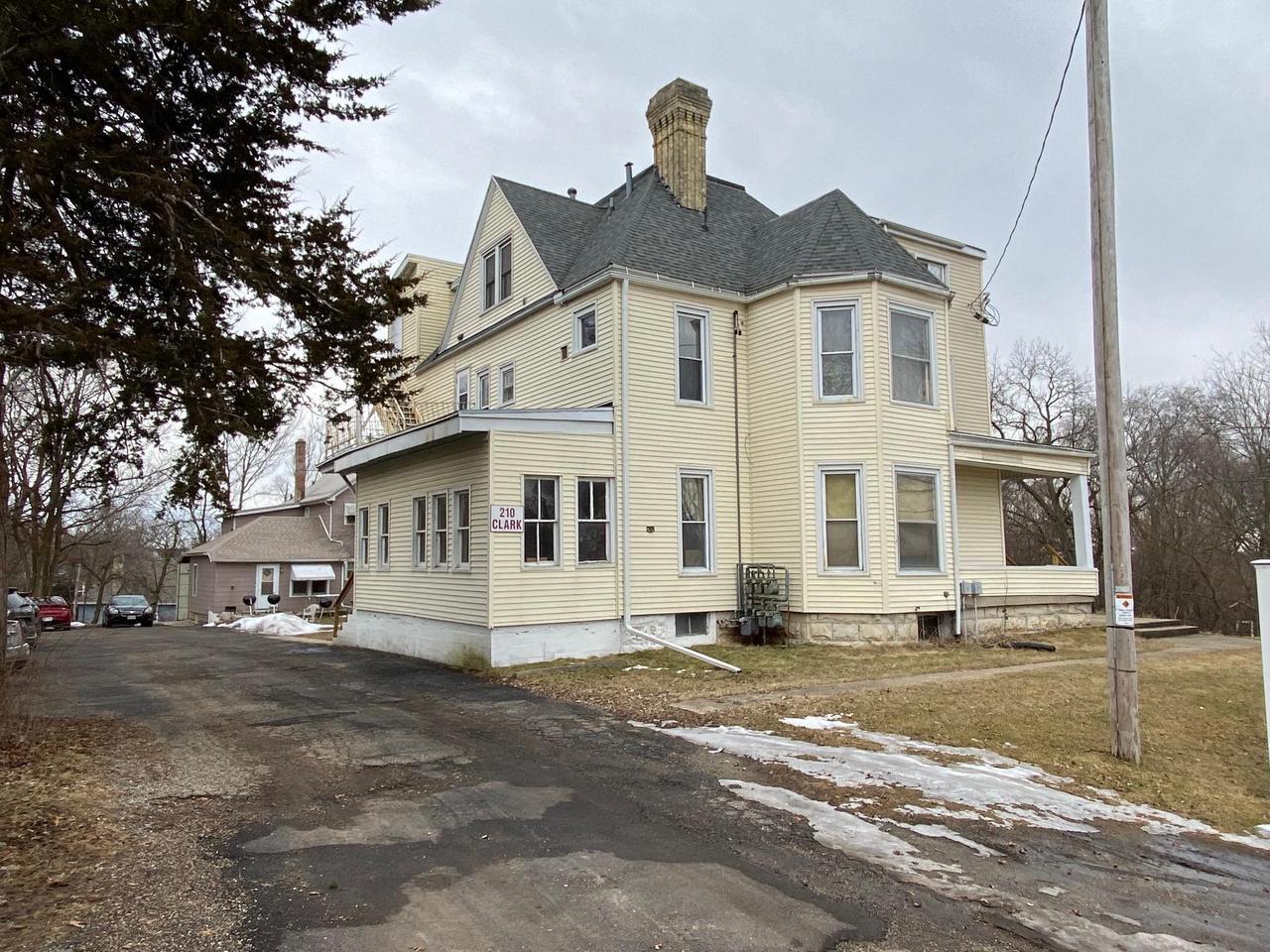 Property Photo: 210 Clark St WI 53545