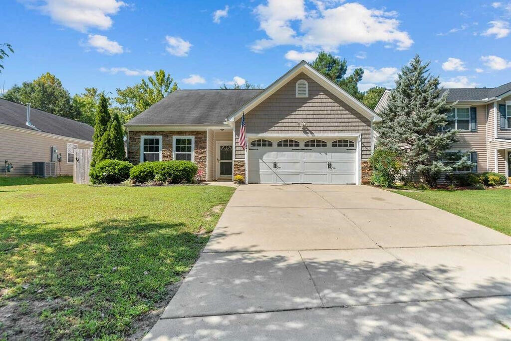 Property Photo:  1441 Tuscan Drive  NC 27526 