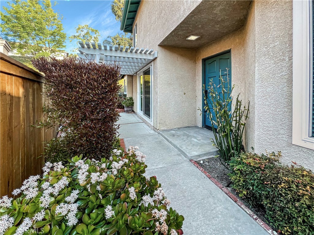 Property Photo: 19045 Wildwood Circle CA 92679