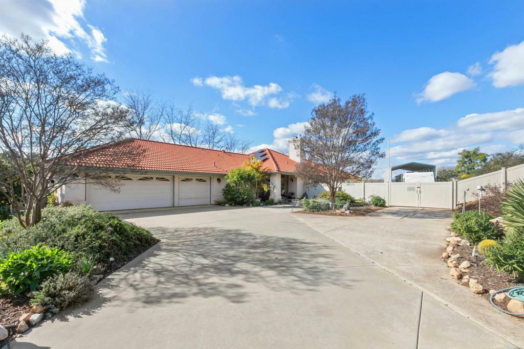 Property Photo:  9386 Spencer Court  CA 92040 