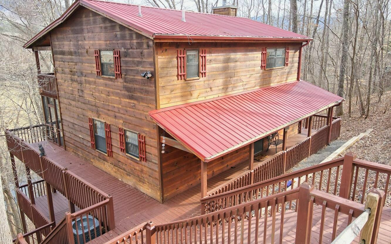 Property Photo:  5863 Brasstown Creek Est  GA 30582 