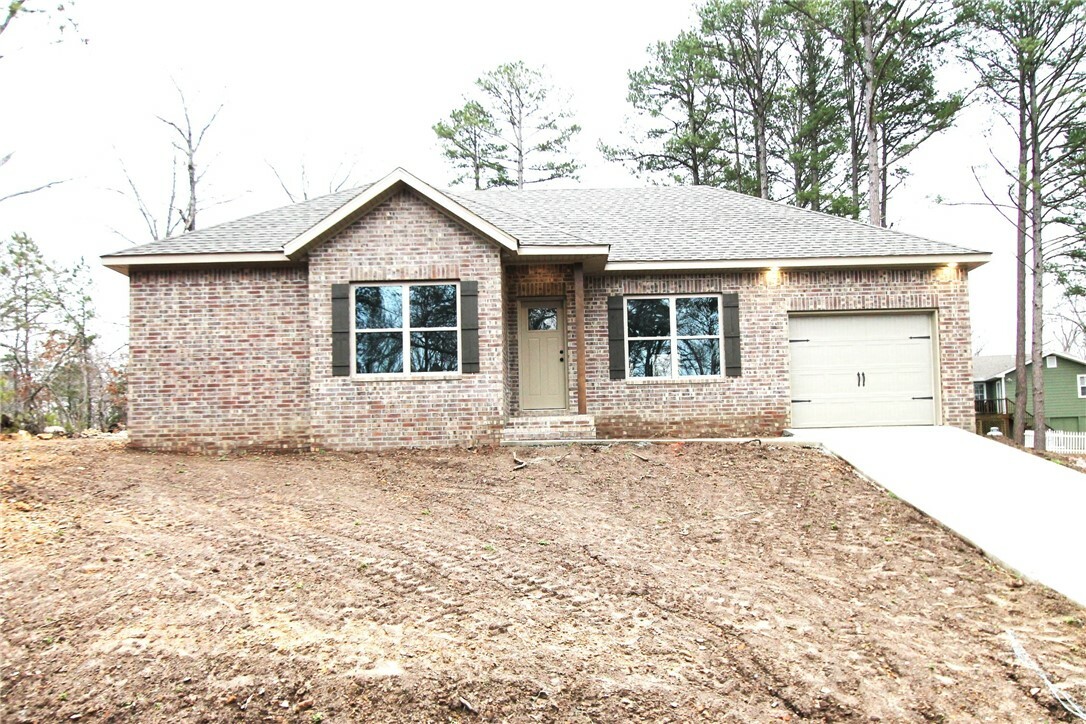 Property Photo:  3 Romsey Lane  AR 72714 