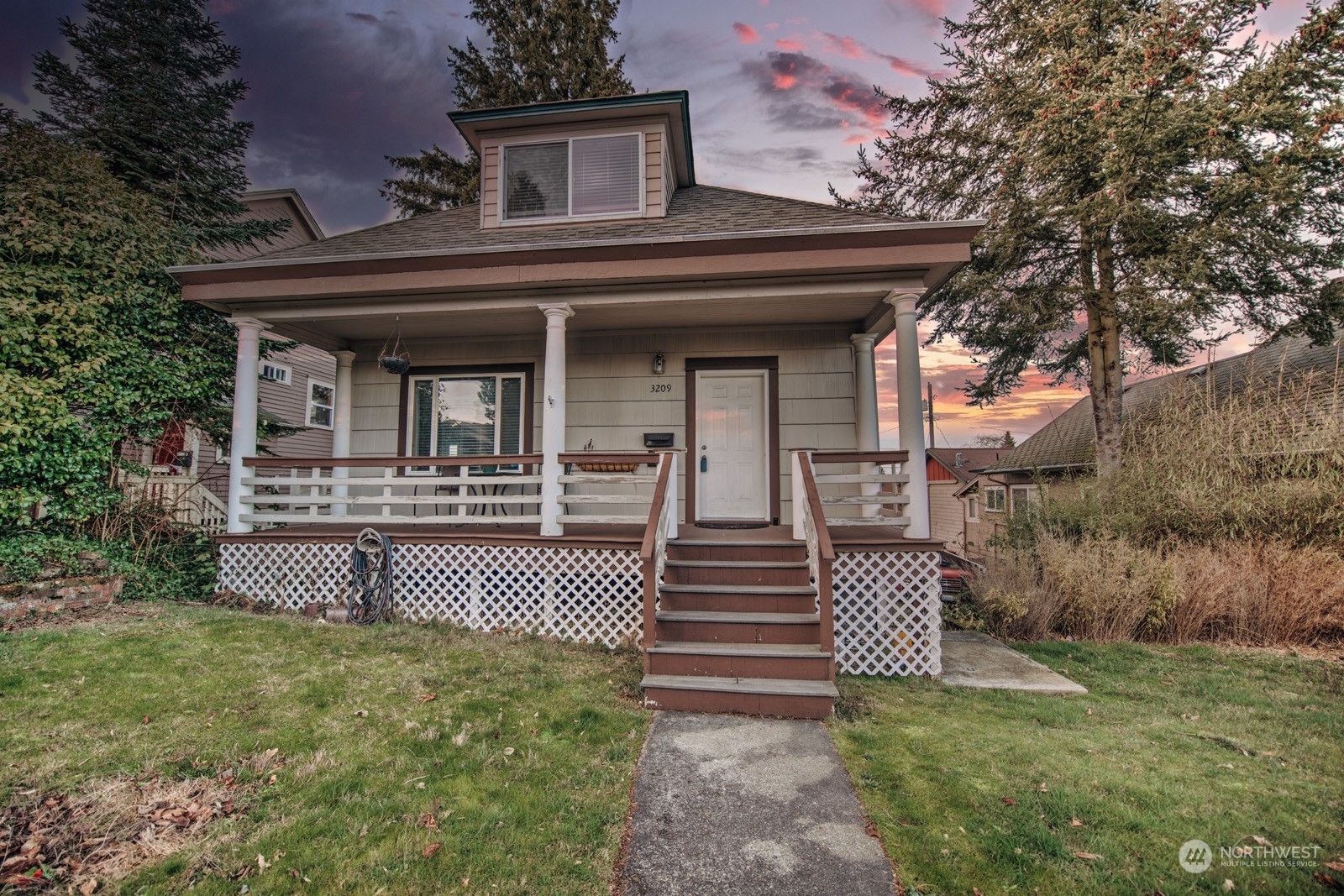 Property Photo:  3209 N 7th Street  WA 98406 