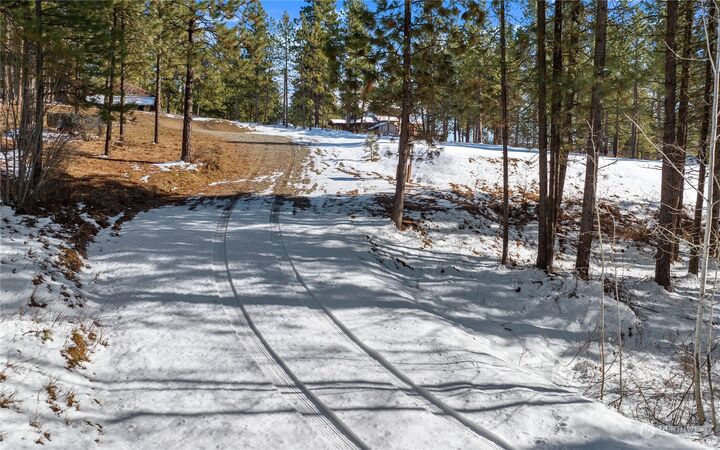 Property Photo: 222 Timber Tiger Drive WA 98922