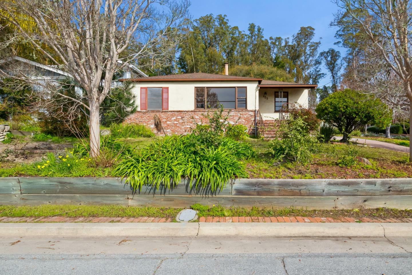 Property Photo:  425 Prospect Heights  CA 95065 