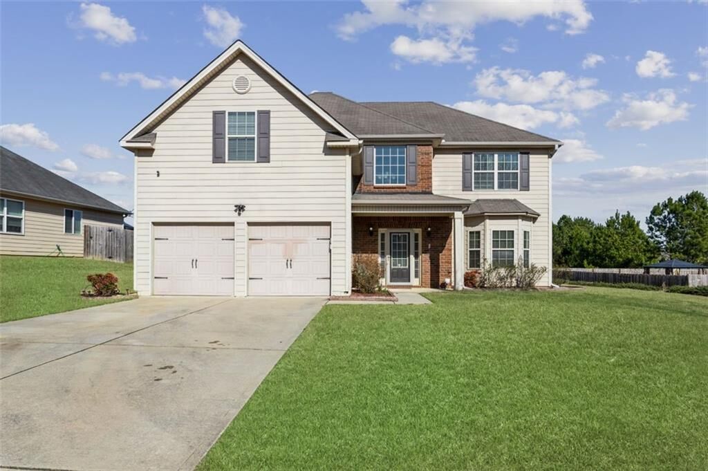Property Photo: 6677 Waterton Avenue SW GA 30331