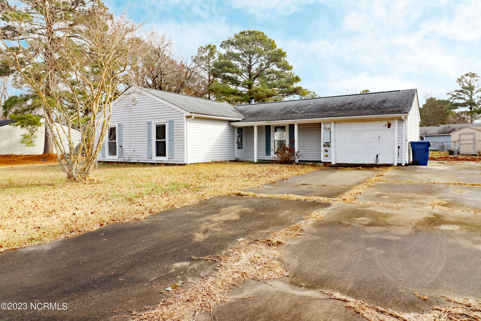 Property Photo: 203 Webb Boulevard NC 28532