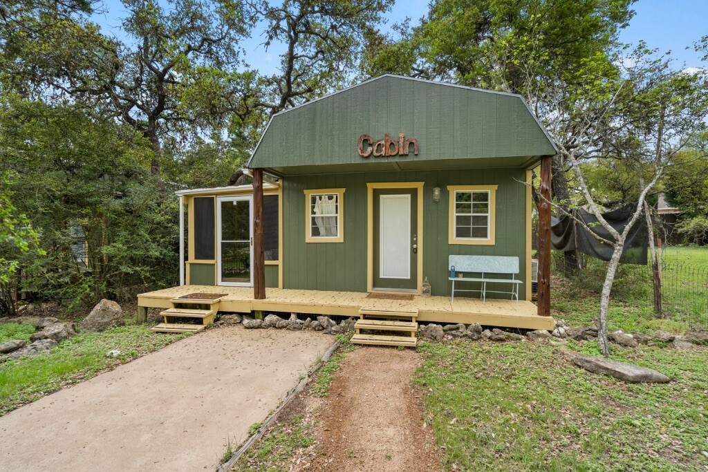 Property Photo:  10202 Wommack Road Thecabin  TX 78748 