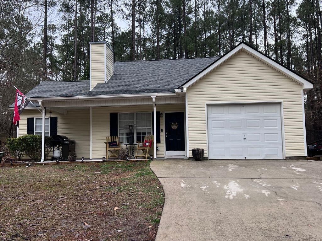 Property Photo:  330 Meadowlark Drive  GA 31064 