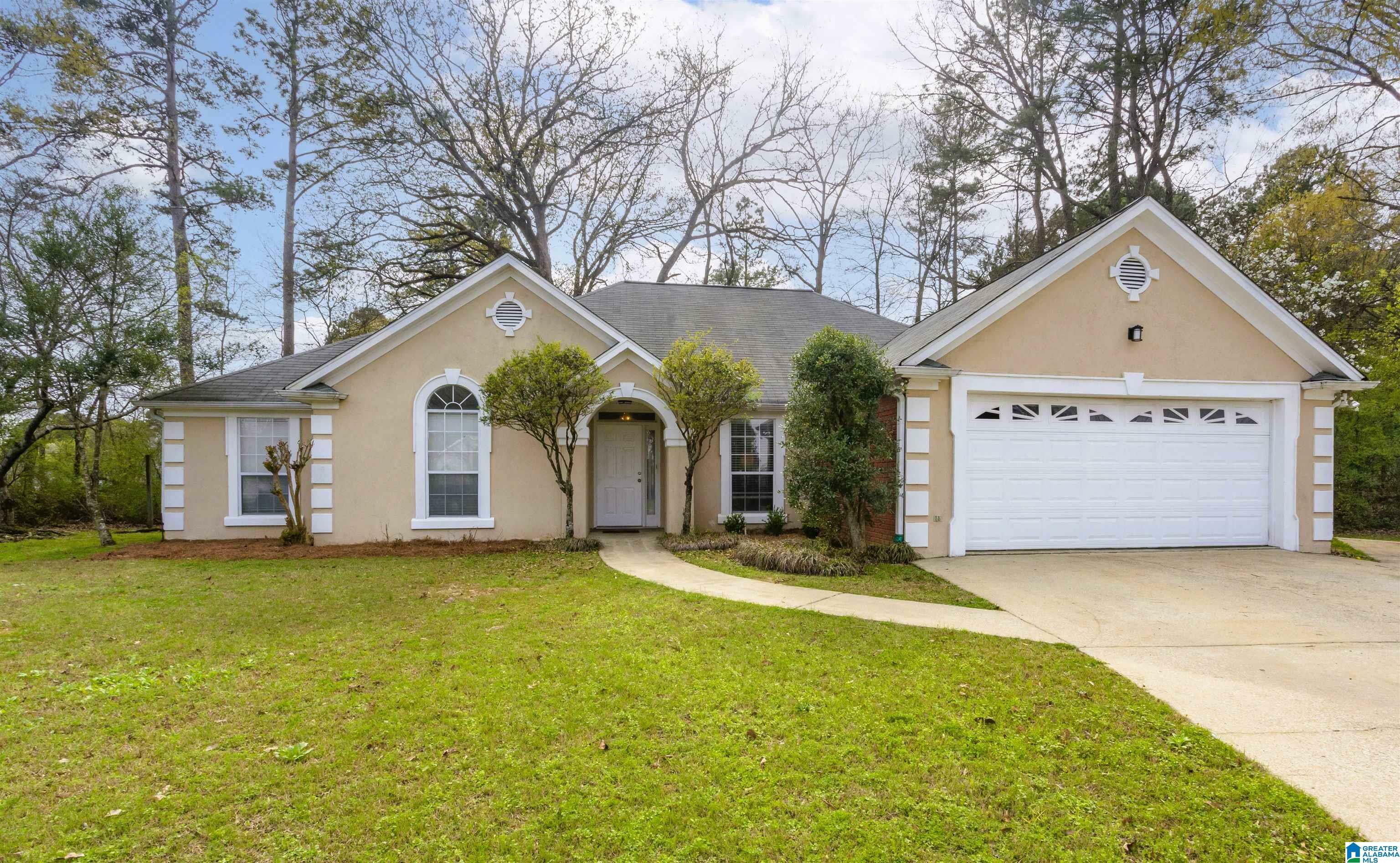 Property Photo:  133 Summer Brook Lane  AL 35007 