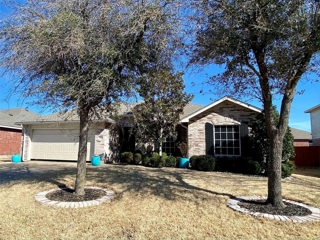 Property Photo:  612 Claiborn Lane  TX 75098 