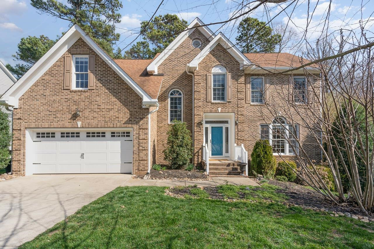 Property Photo:  216 Arbordale Court  NC 27518 