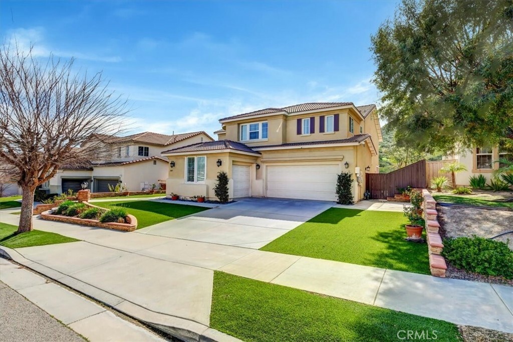 Property Photo:  31947 Flowerhill Drive  CA 92532 