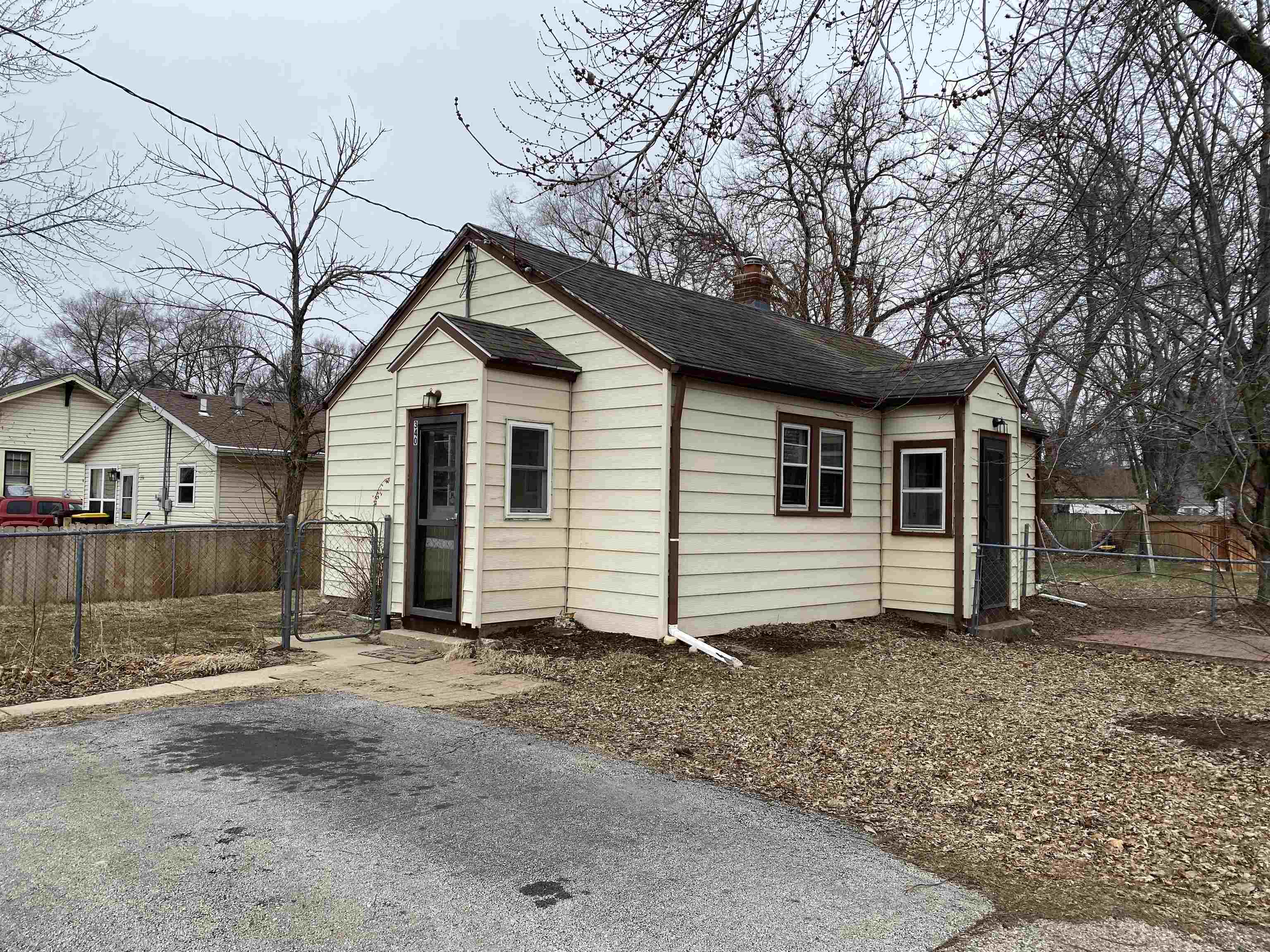 Property Photo:  340 Winona Drive  IL 61115 