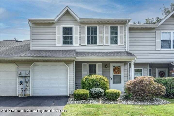 Property Photo:  35 Breakwater Square  NJ 07728 