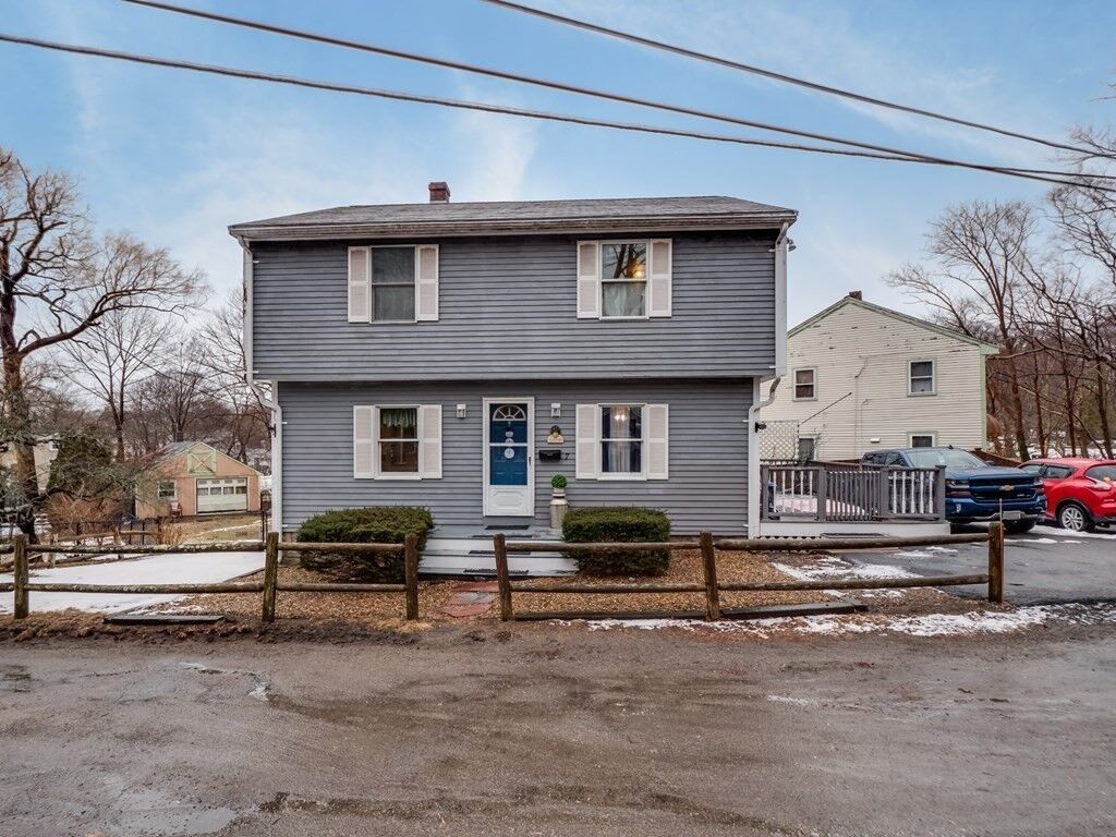 Property Photo: 7 High Street Ct MA 01966