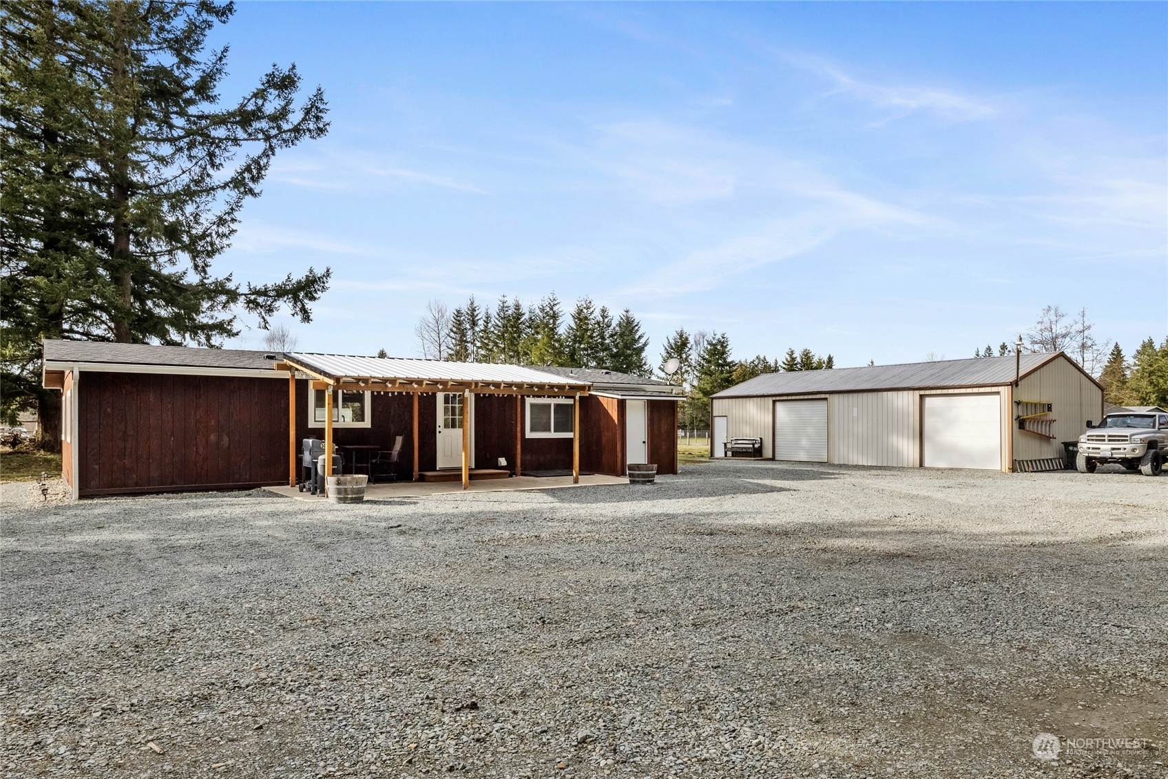 Property Photo:  13718 246th Street E  WA 98338 