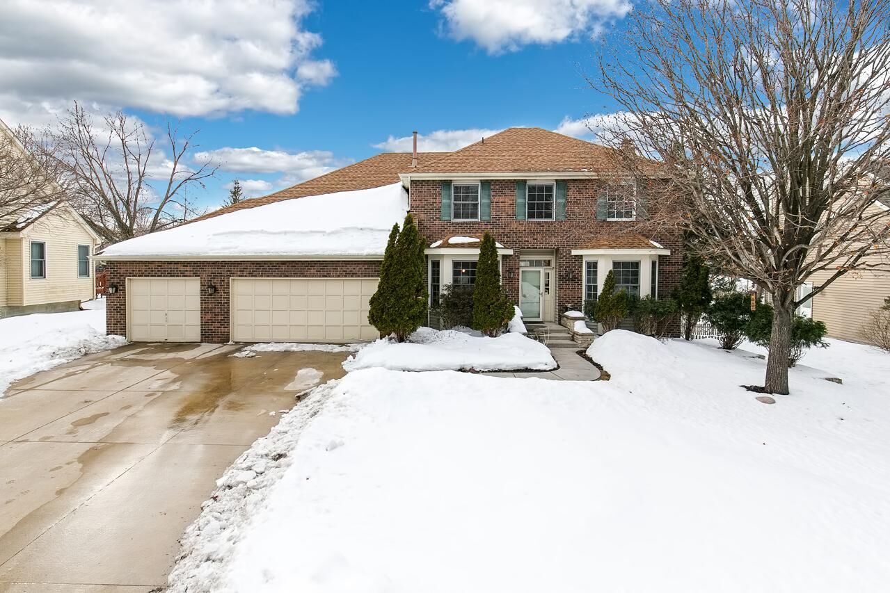 Property Photo:  8748 Stanley Trail  MN 55347 