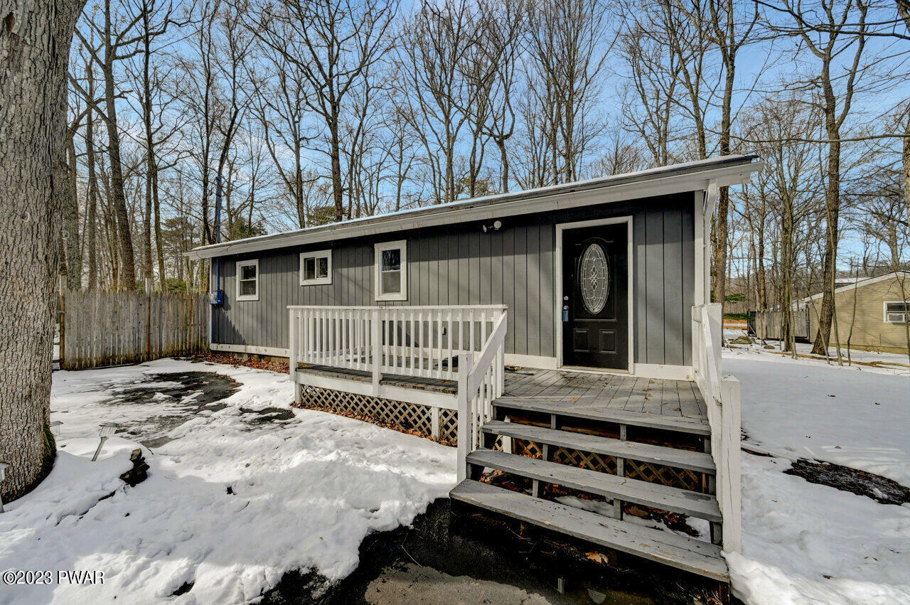 Property Photo:  119 Hemlock Road  PA 18337 