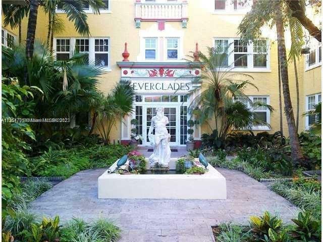 536 14th St 102  Miami Beach FL 33139 photo