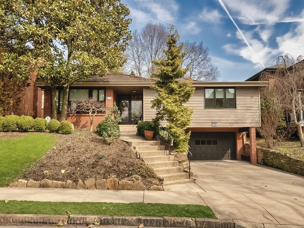 Property Photo: 1453 Squirrel Hill Ave Sfh PA 15217