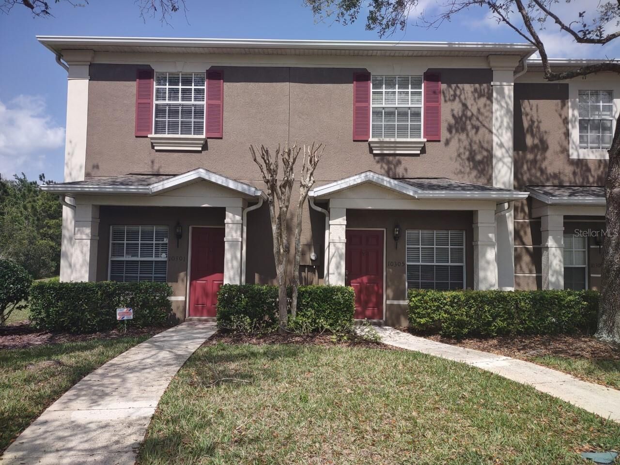 Property Photo: 10301 Manderley Way FL 32829