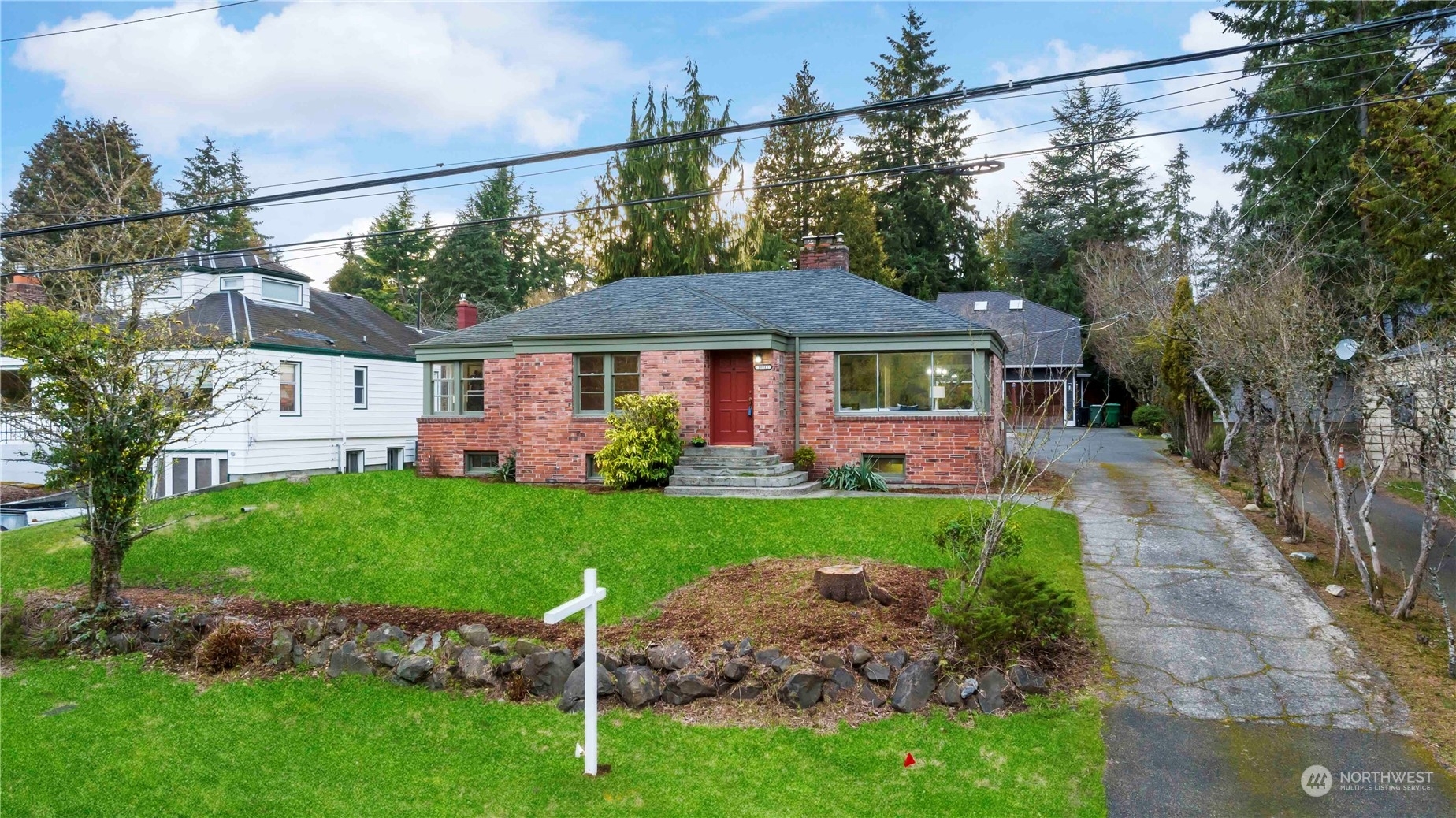 Property Photo:  10511 23rd Avenue NE  WA 98125 