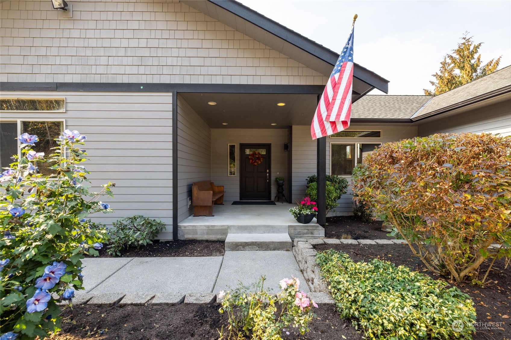 Property Photo:  20202 Cavanaugh Court  WA 98274 