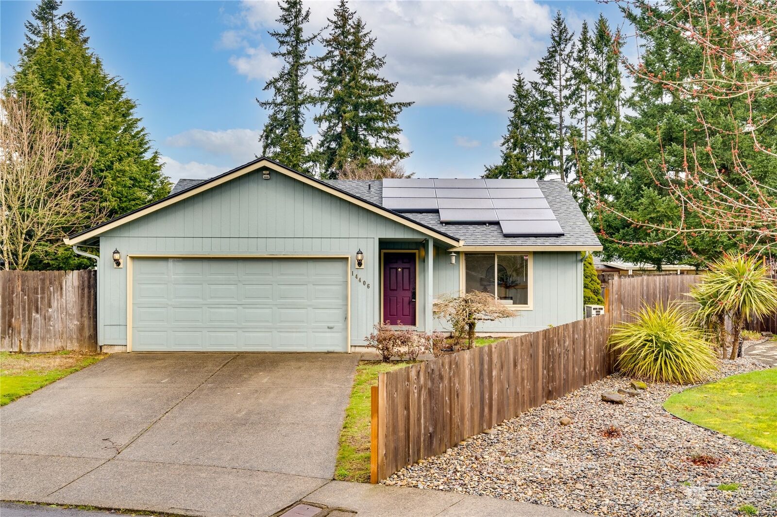 Property Photo:  14406 NE 84th Street  WA 98682 