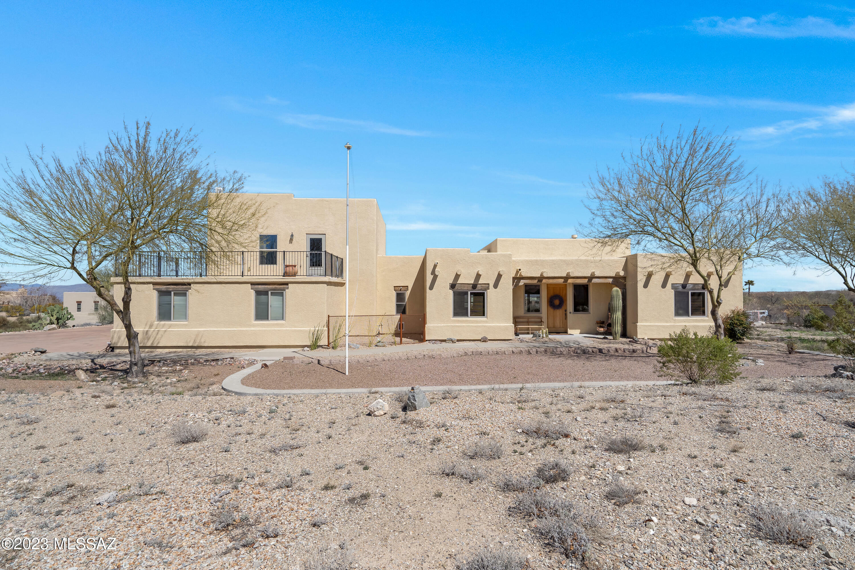 Property Photo:  202 N Suntan Drive  AZ 85641 