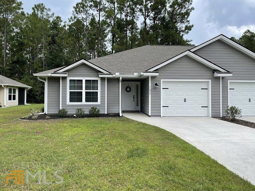 Property Photo:  102 Gary Circle  GA 31558 