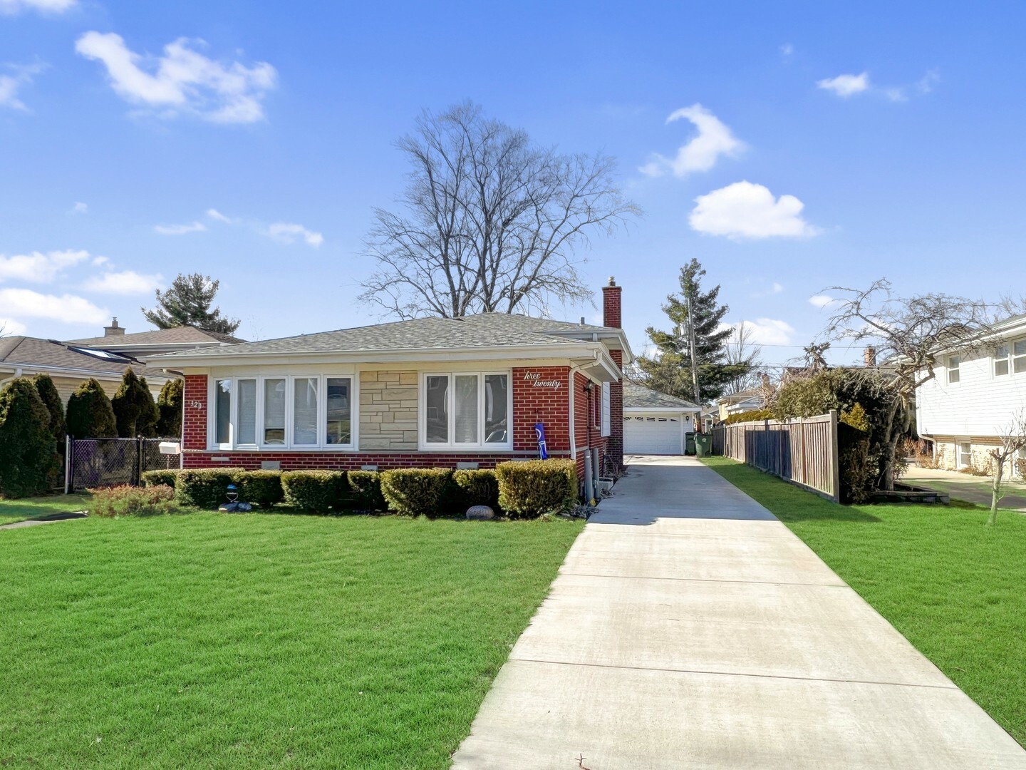 Property Photo: 320 N Delphia Avenue IL 60068