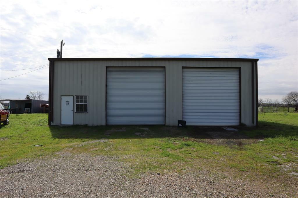Property Photo: 1801 County Road 4752 TX 75482