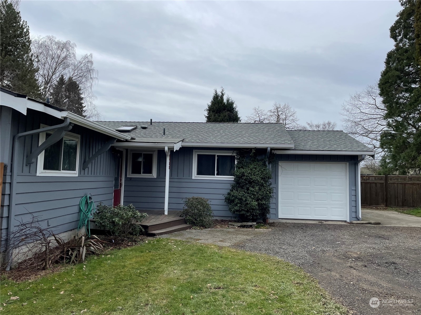 9733 SW 192nd Street  Vashon WA 98070 photo