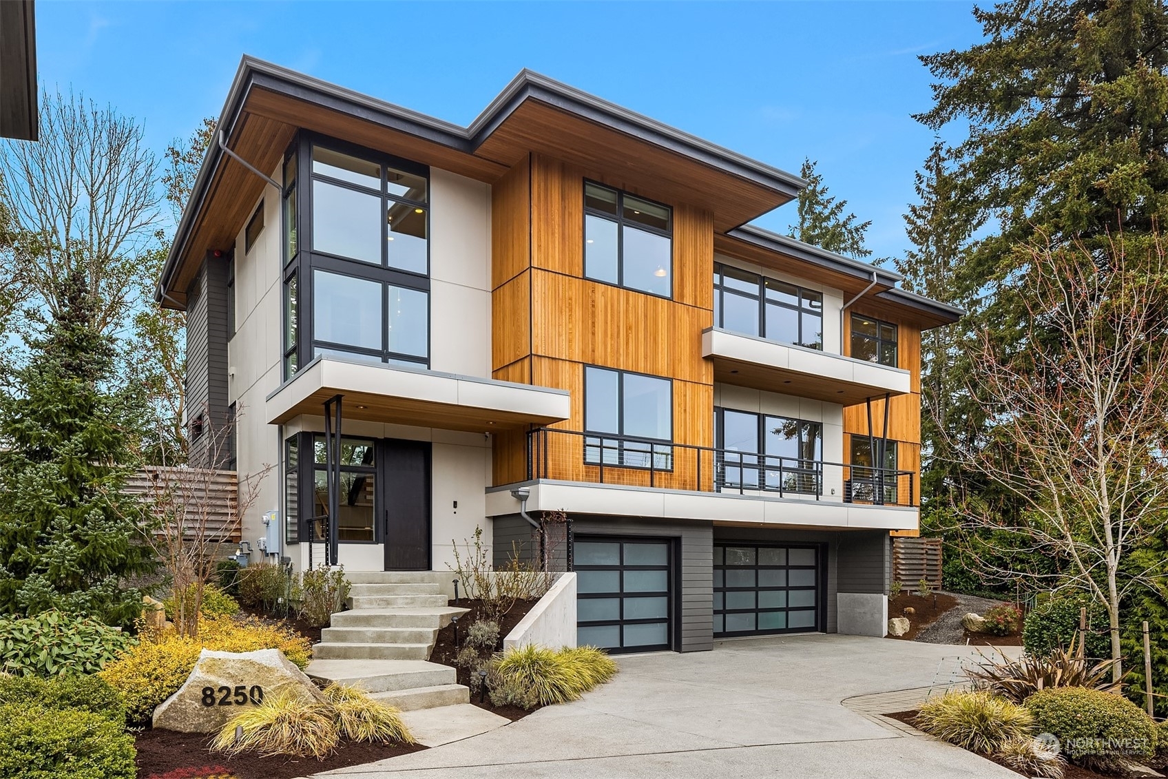 Property Photo: 8250 SE 31st Street WA 98040