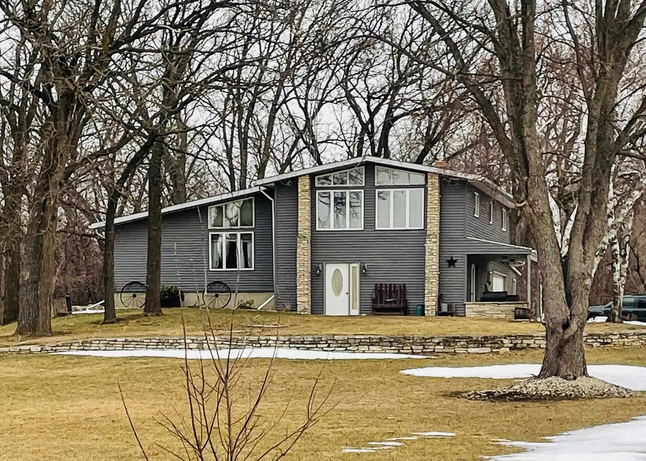 Property Photo:  W12641 Hill Rd  WI 53919 