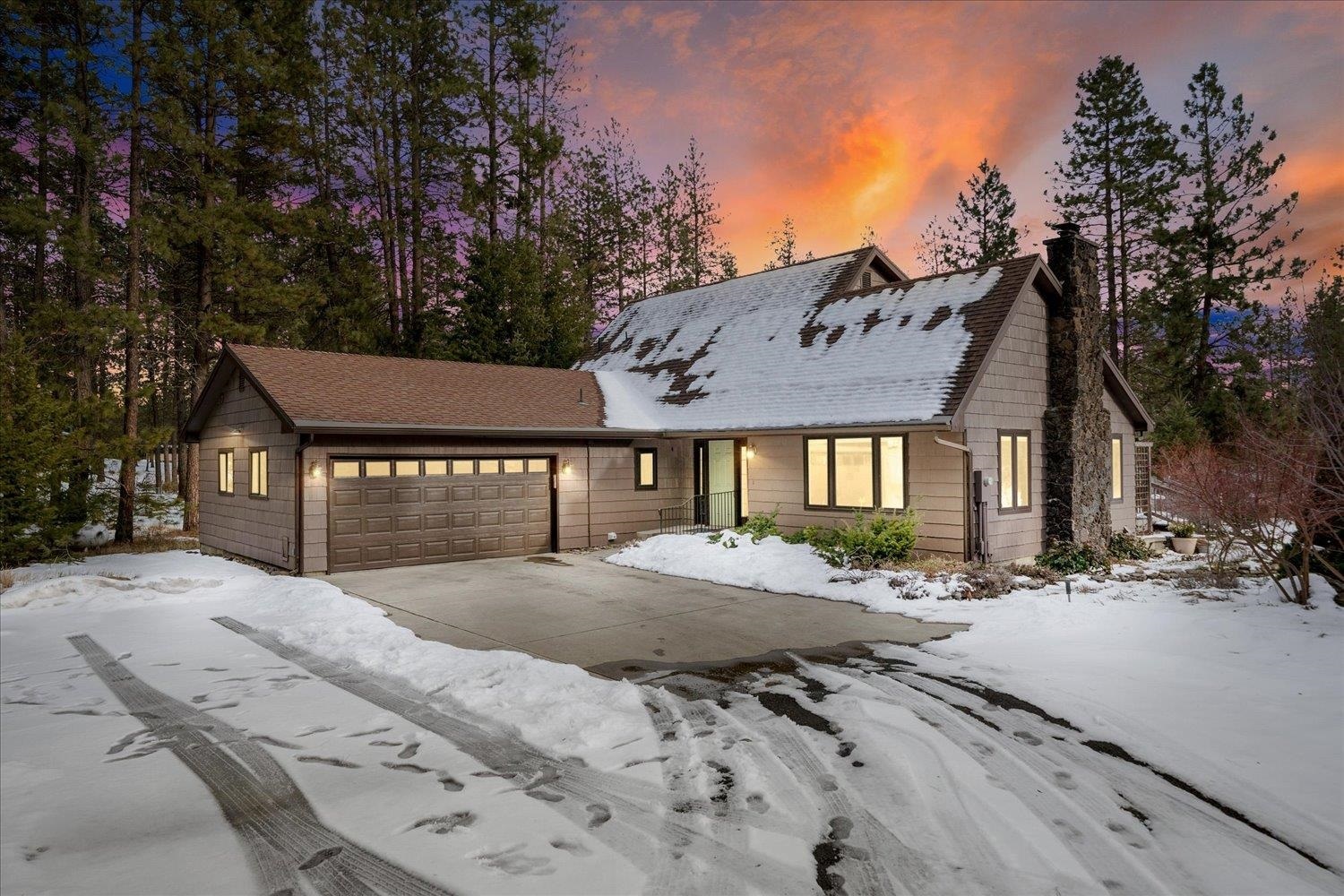 Property Photo: 4215 W Jensen Rd WA 99004