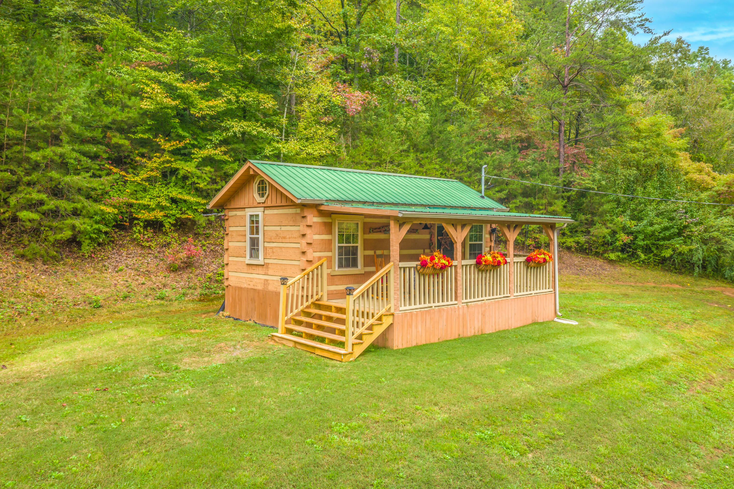 Property Photo:  724 Ridgeview Road  TN 37708 