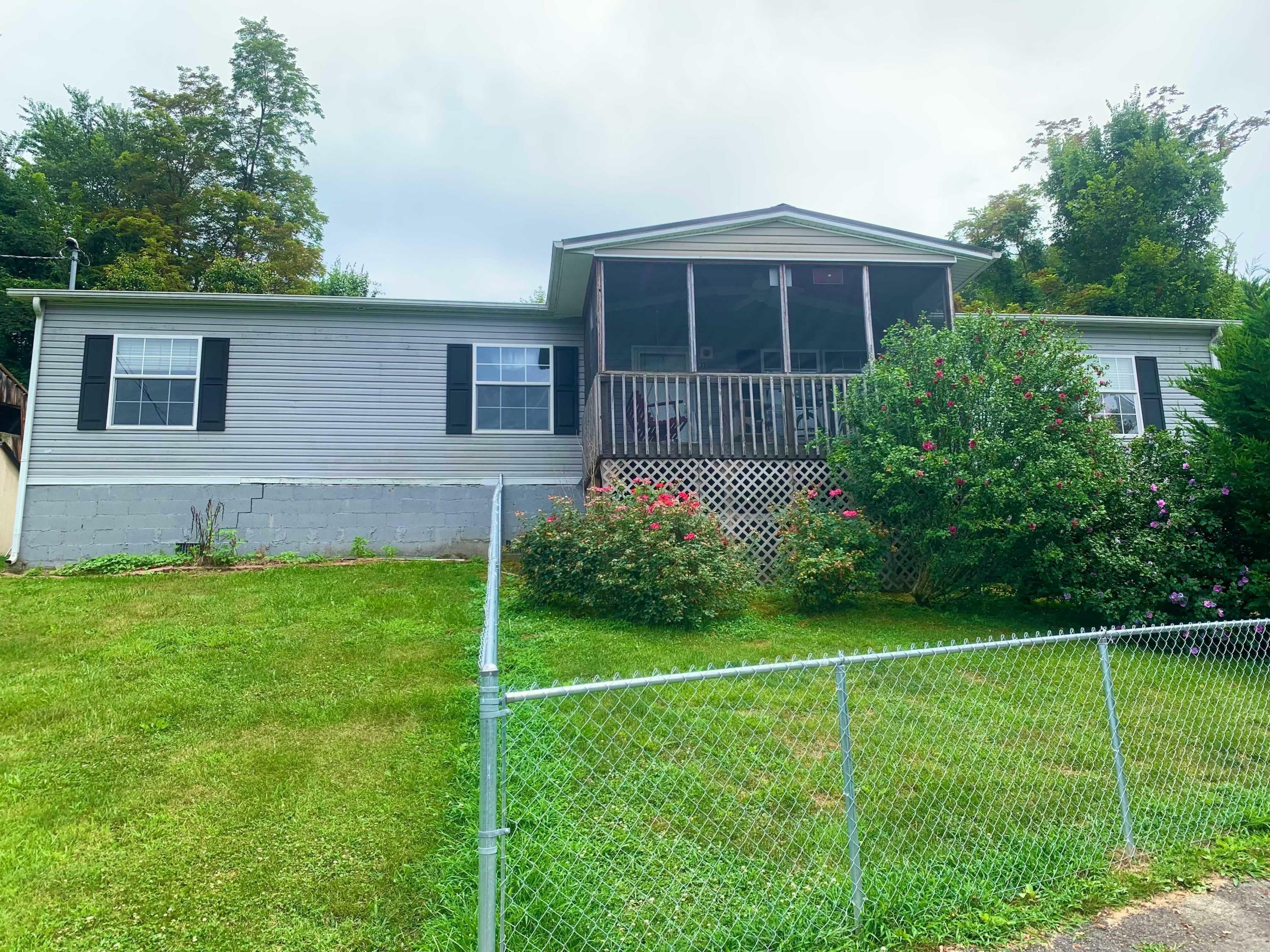 Property Photo: 131 Fire Hall Road TN 37656