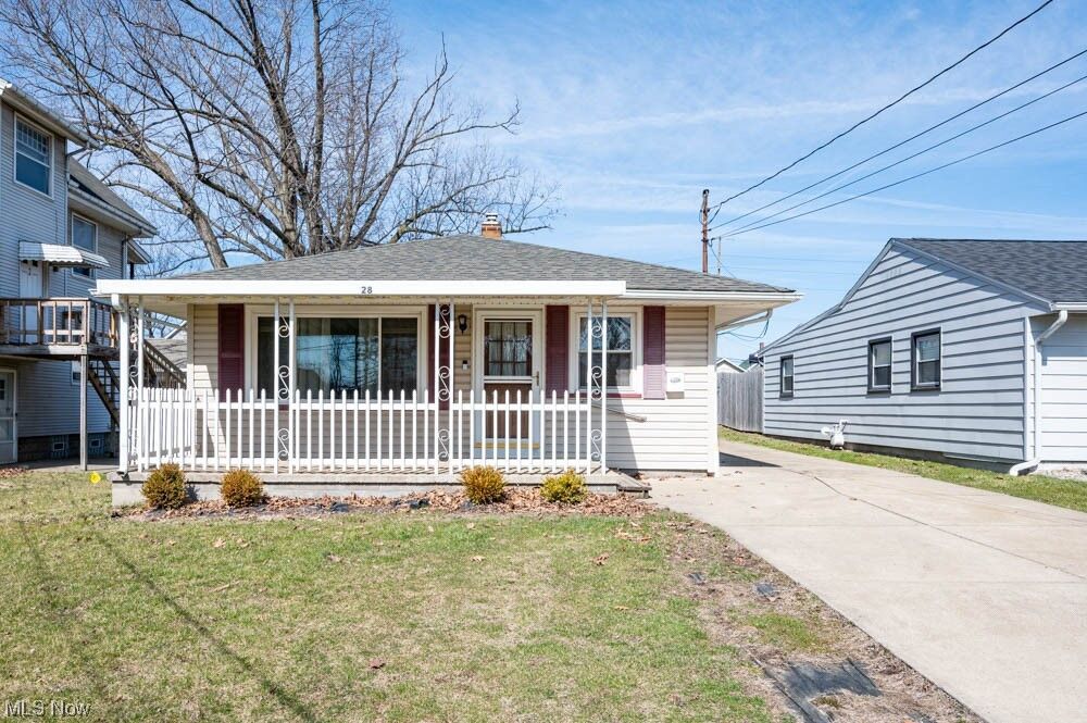 Property Photo: 28 Emma Street OH 44420