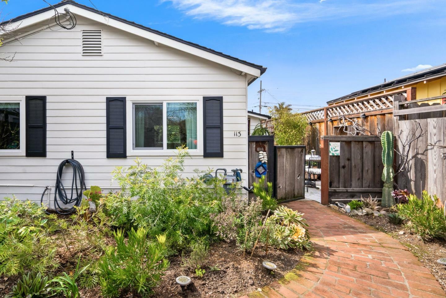 Property Photo:  113 Cayuga Street  CA 95062 