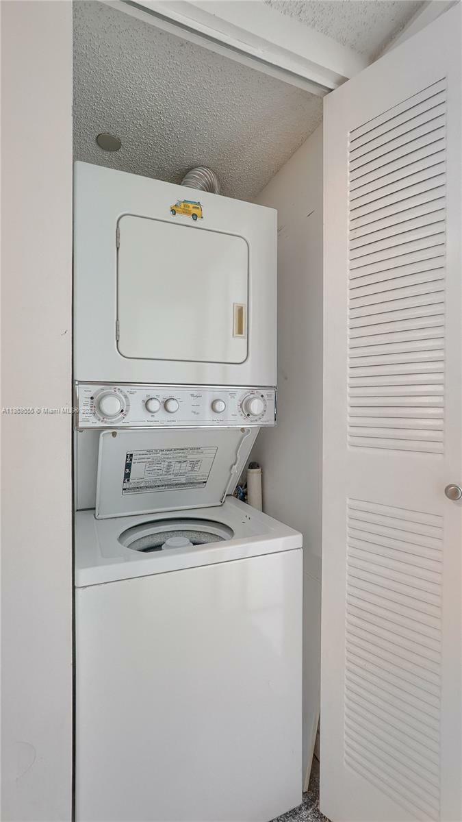 Property Photo:  700 SW 137th Ave 211H  FL 33027 