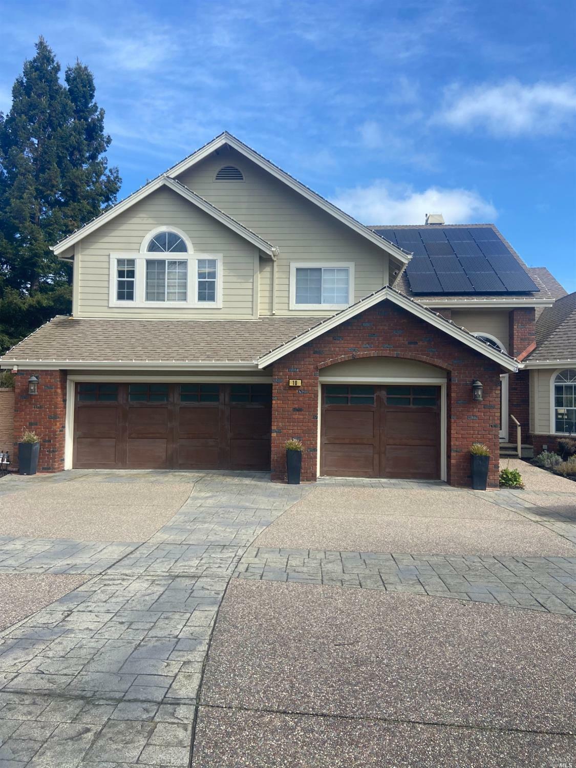 Property Photo: 10 Chamberlain Avenue CA 94947