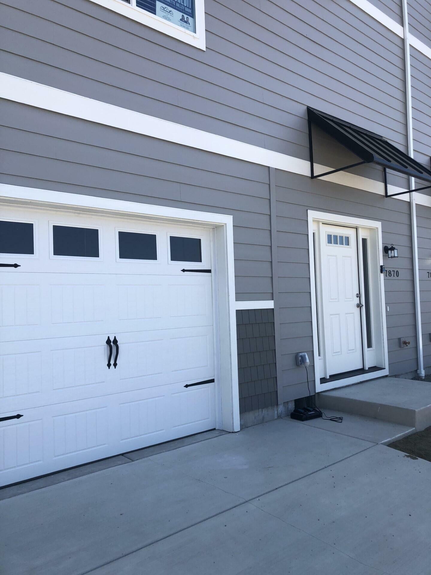 Property Photo: 7870 28th Street 4175 OR 97503