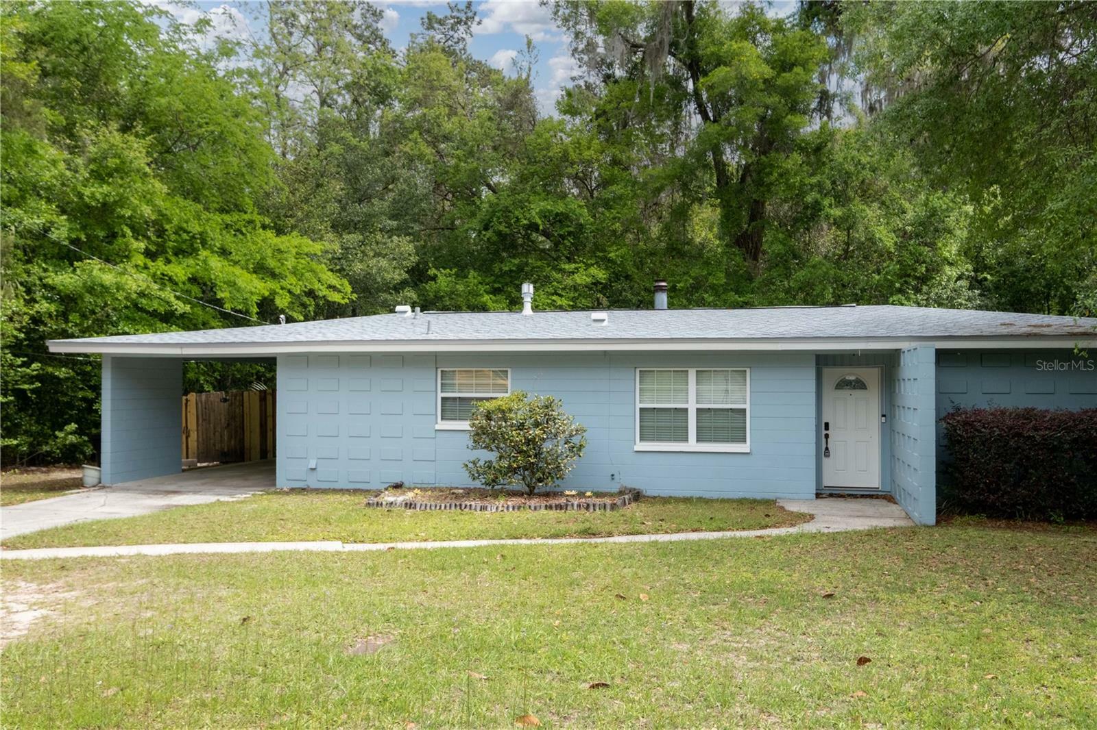 Property Photo:  729 NW 34th Street  FL 32607 