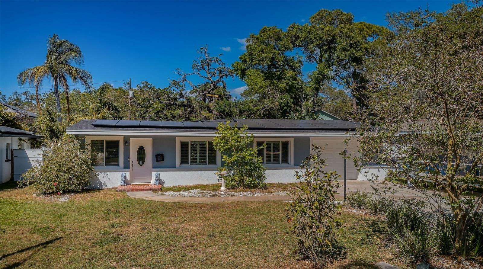 8245 Yardley Avenue N  St Petersburg FL 33710 photo
