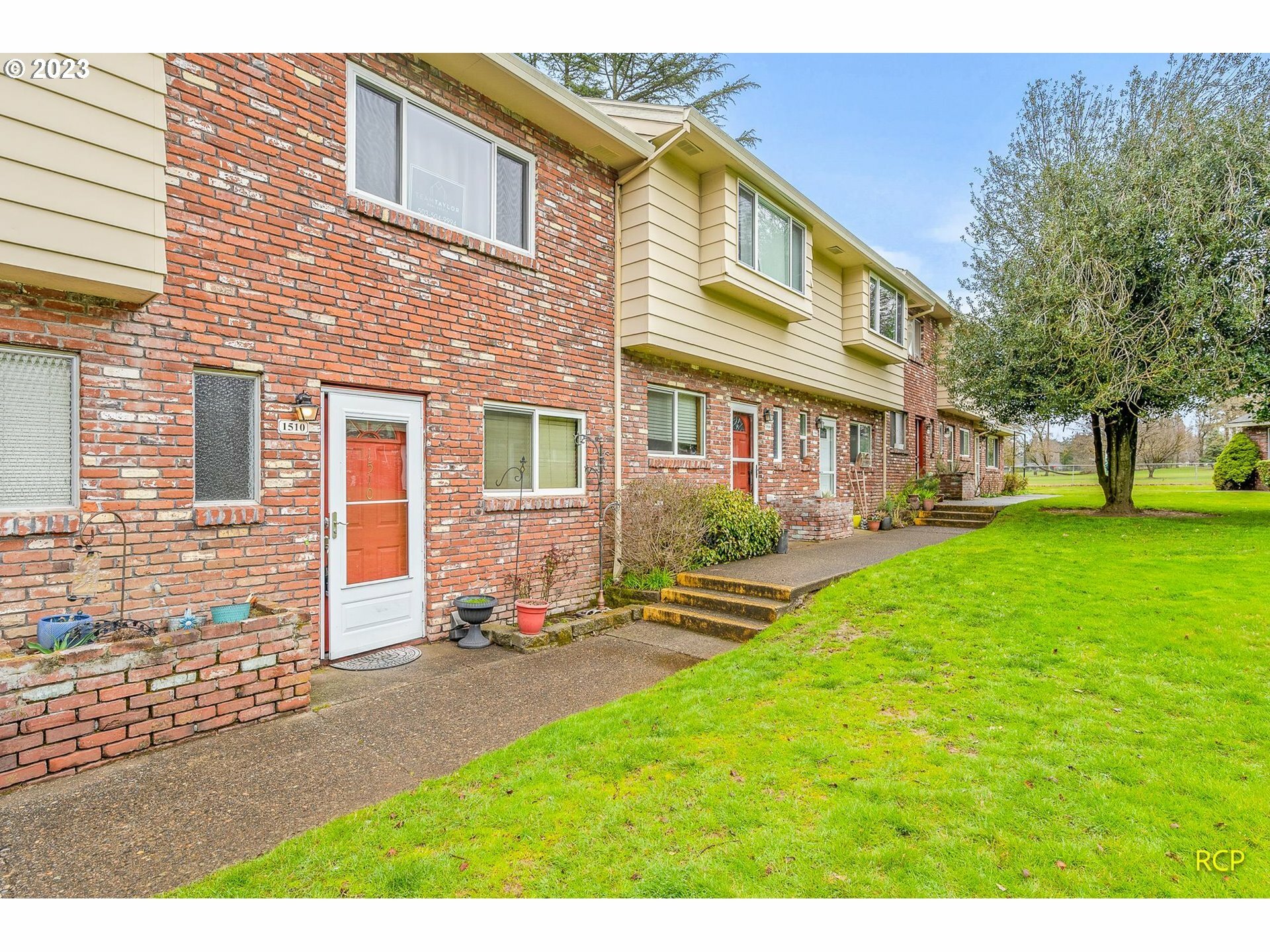 1510 NE Hogan Dr 133  Gresham OR 97030 photo