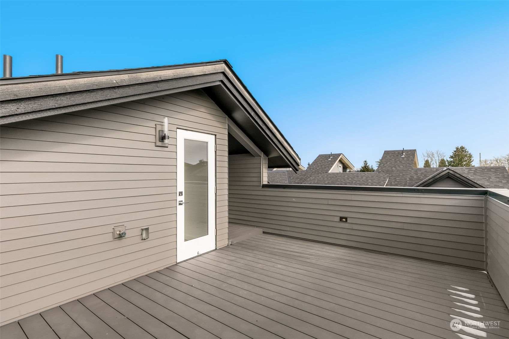Property Photo: 8344 D (Nc-4) 13th Avenue NW WA 98117