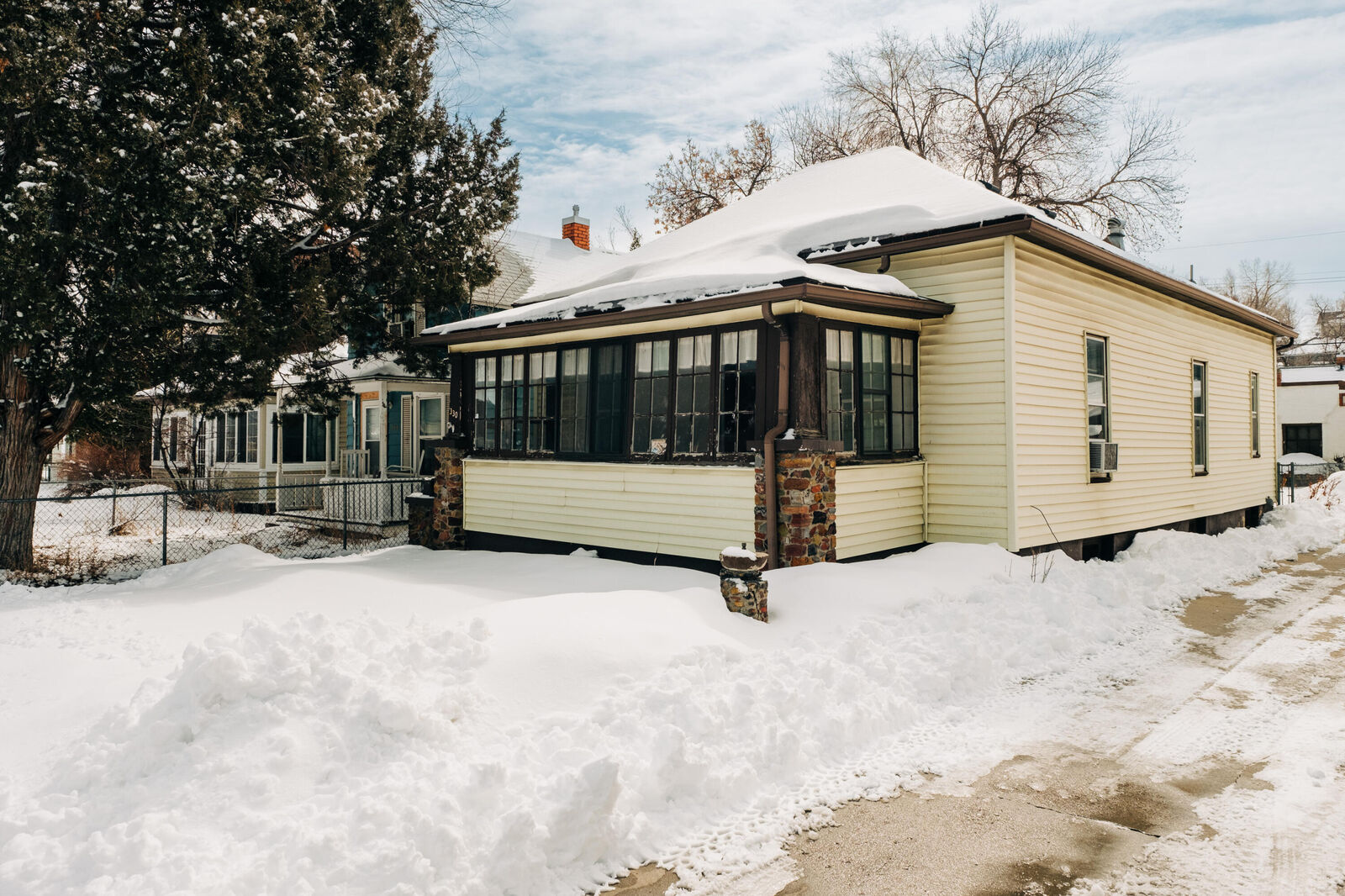 Property Photo: 330 W Burkitt Street WY 82801