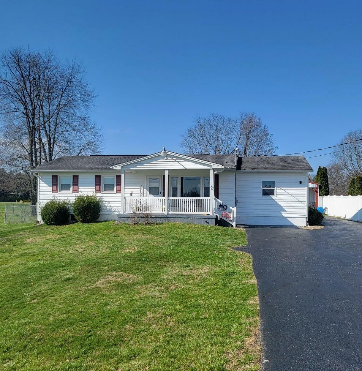 Property Photo:  8065 Morrow Woodville Rd  OH 45162 